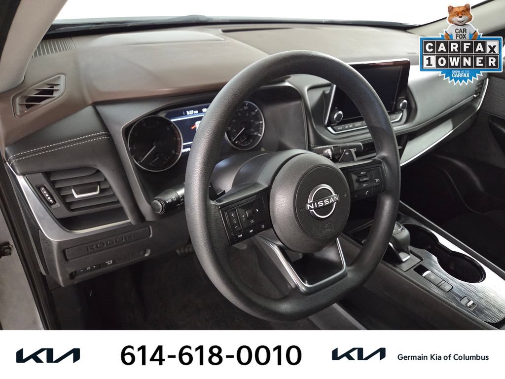 Used 2023 Nissan Rogue S FWD image 17