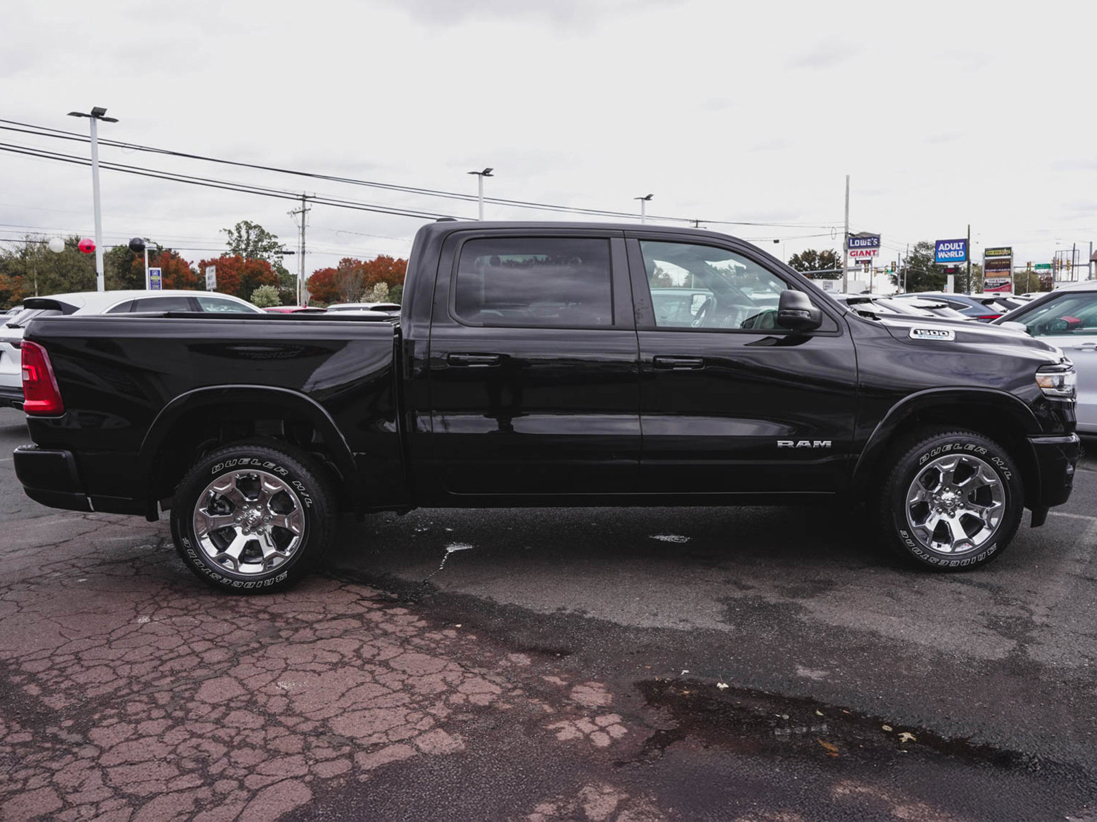 Used 2025 RAM 1500 Big Horn image 4
