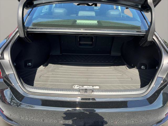 Certified 2024 Lexus ES 350 w/ Technology Package FWD image 15