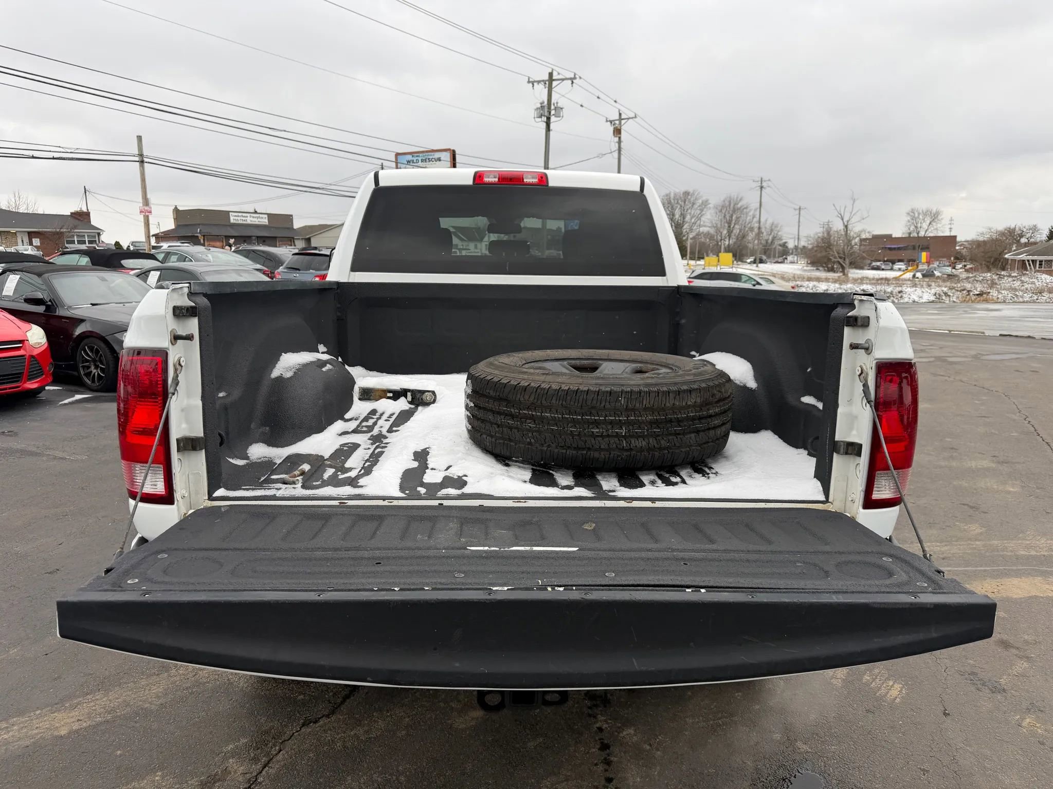 Used 2017 RAM 3500 Tradesman w/ Chrome Appearance Group image 31