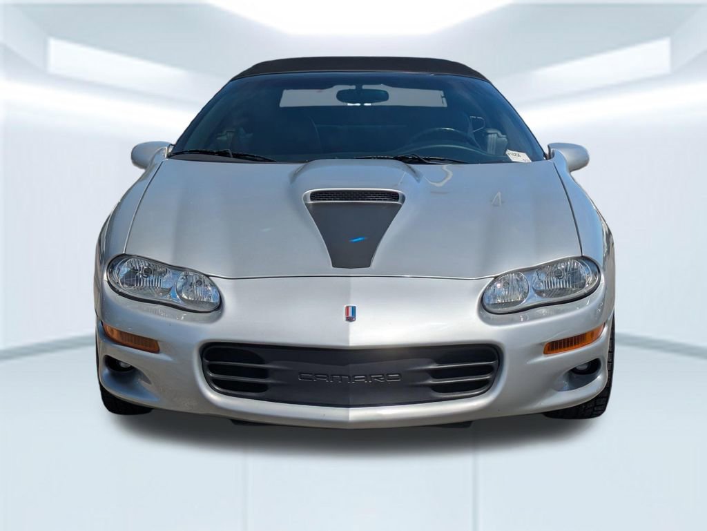 Used 2002 Chevrolet Camaro Z28 w/ SS Performance/Appearance Pkg image 8