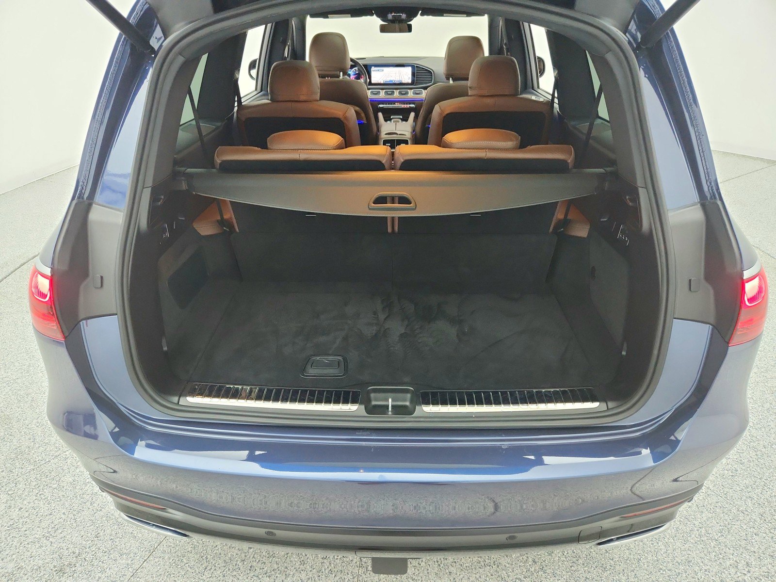 Certified 2024 Mercedes-Benz GLS 450 4MATIC image 30