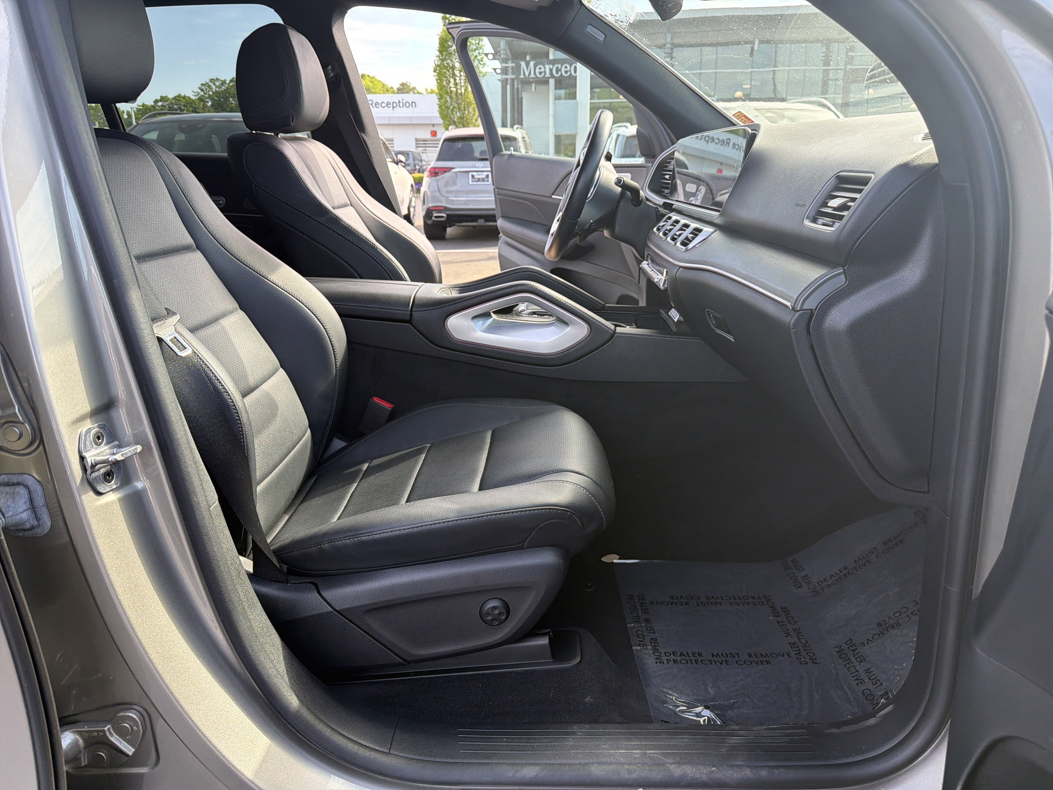 Certified 2022 Mercedes-Benz GLE 350 w/ AMG Line Exterior image 34
