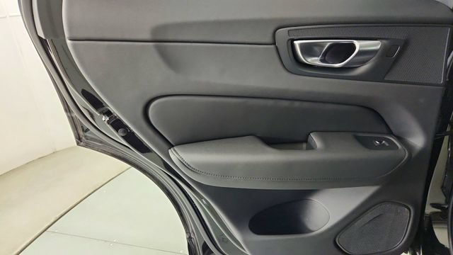 New 2026 Volvo XC60 B5 Plus w/ Climate Package AWD/4WD image 28