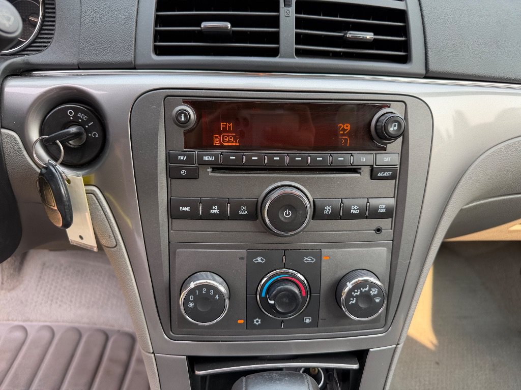Used 2009 Saturn Aura XE w/ Preferred Package FWD image 14