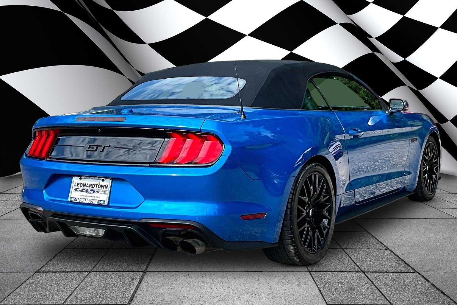 Used 2019 Ford Mustang GT Premium w/ GT Performance Package RWD image 2