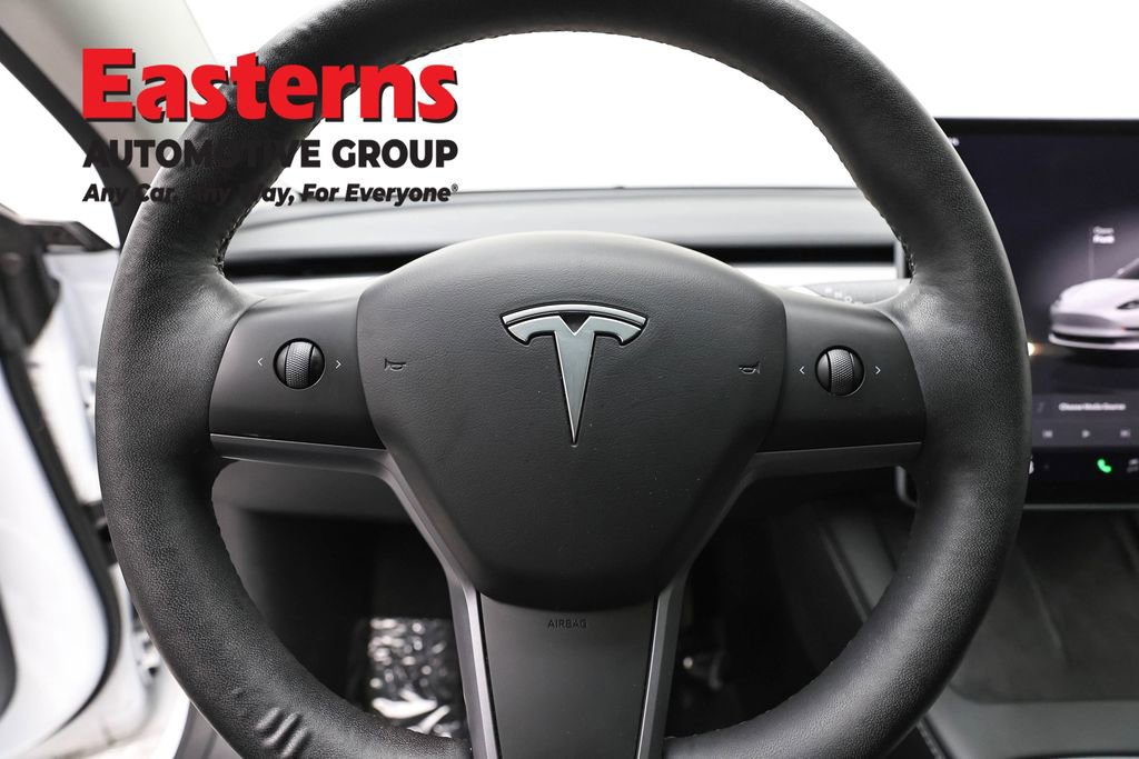 Used 2023 Tesla Model 3 Standard Range image 10