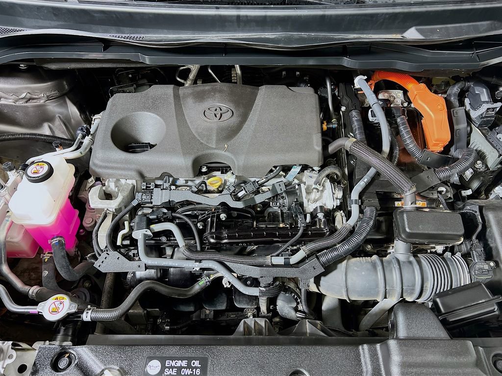 Certified 2022 Toyota Sienna LE image 28