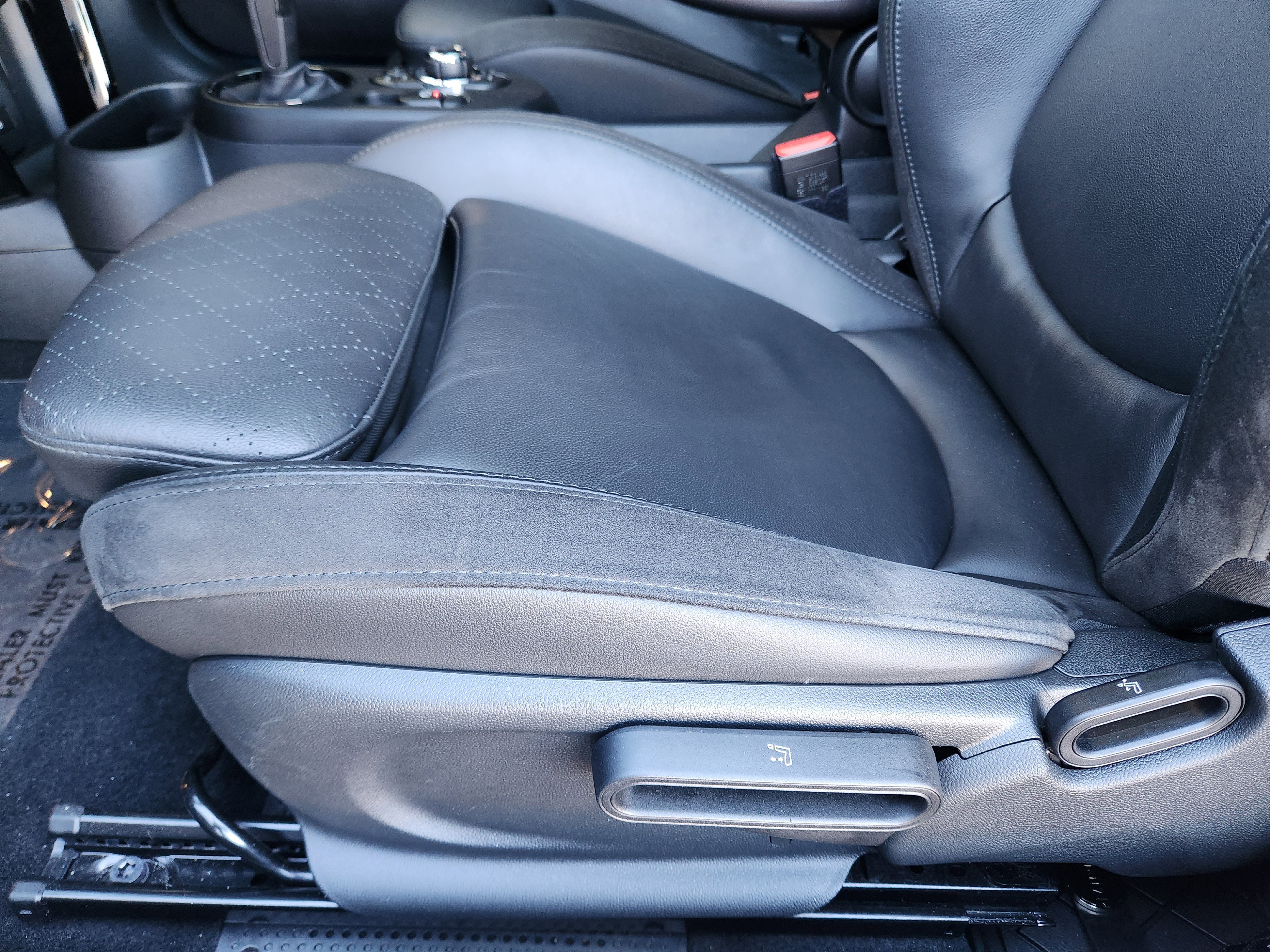 Used 2023 MINI Cooper SE image 12