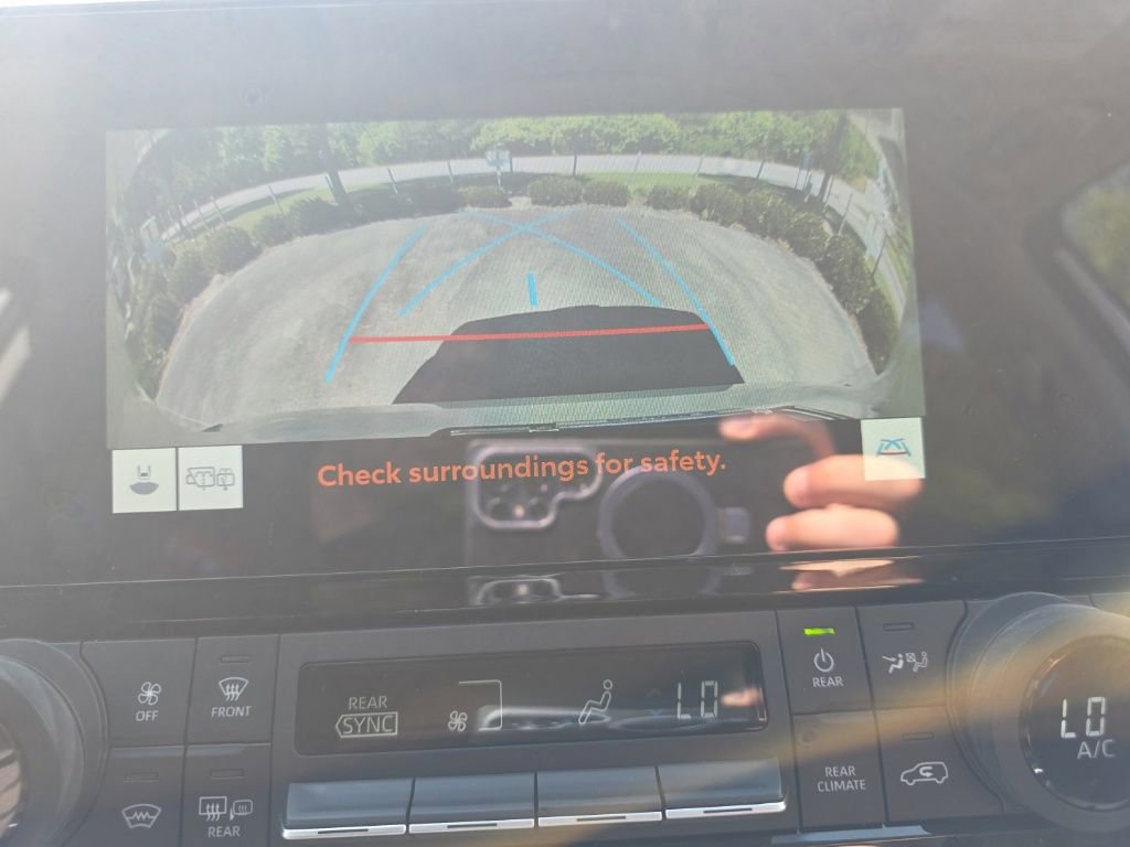 Used 2024 Toyota Grand Highlander XLE image 33