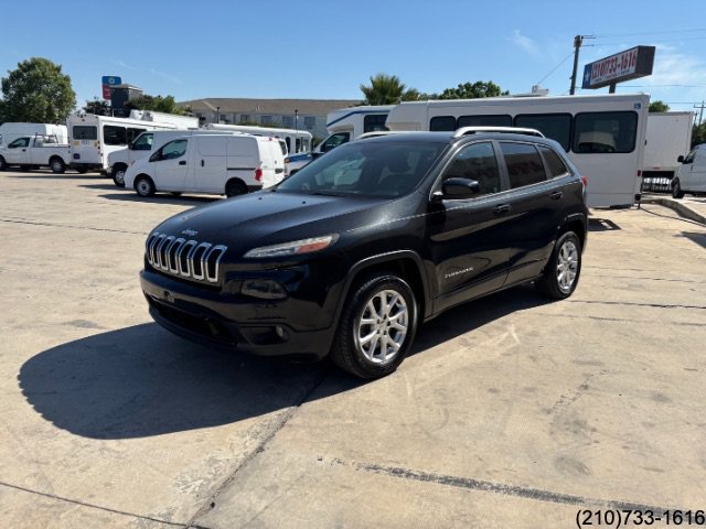 Used 2014 Jeep Cherokee Latitude FWD image 3