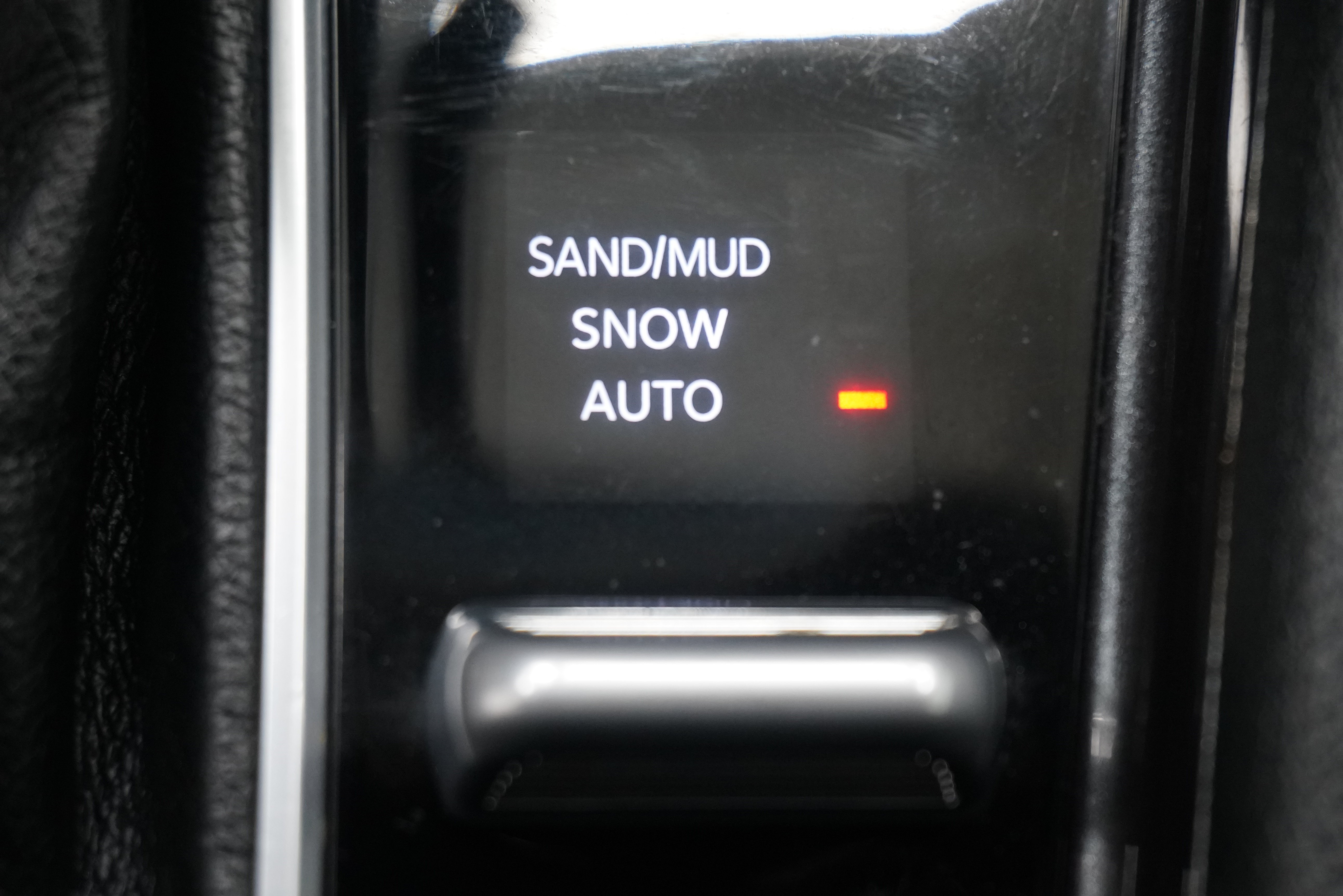 Used 2025 Jeep Compass Latitude AWD/4WD image 20
