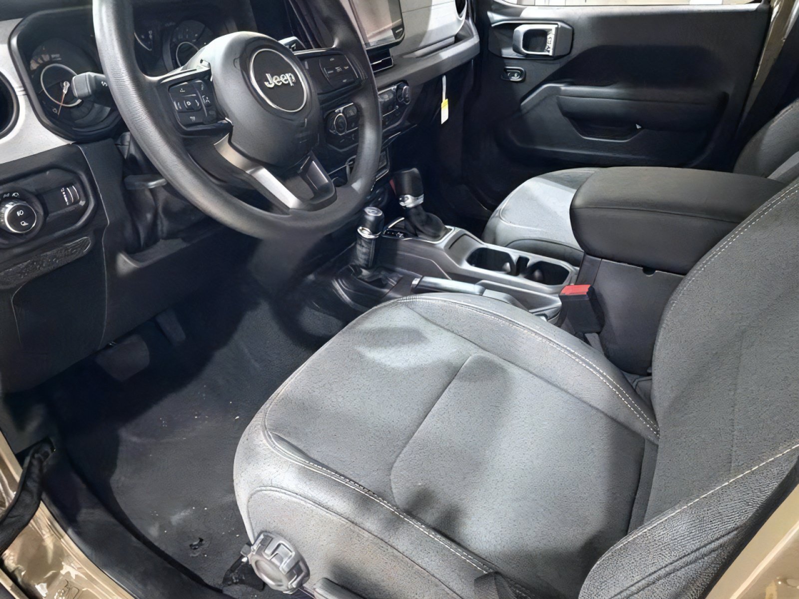 New 2026 Jeep Gladiator Sport AWD/4WD image 2