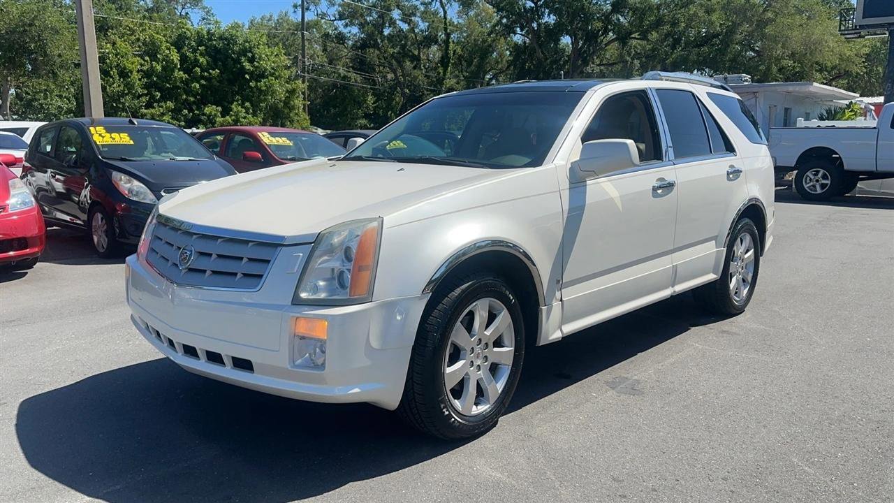 Used 2008 Cadillac SRX V8 RWD image 3