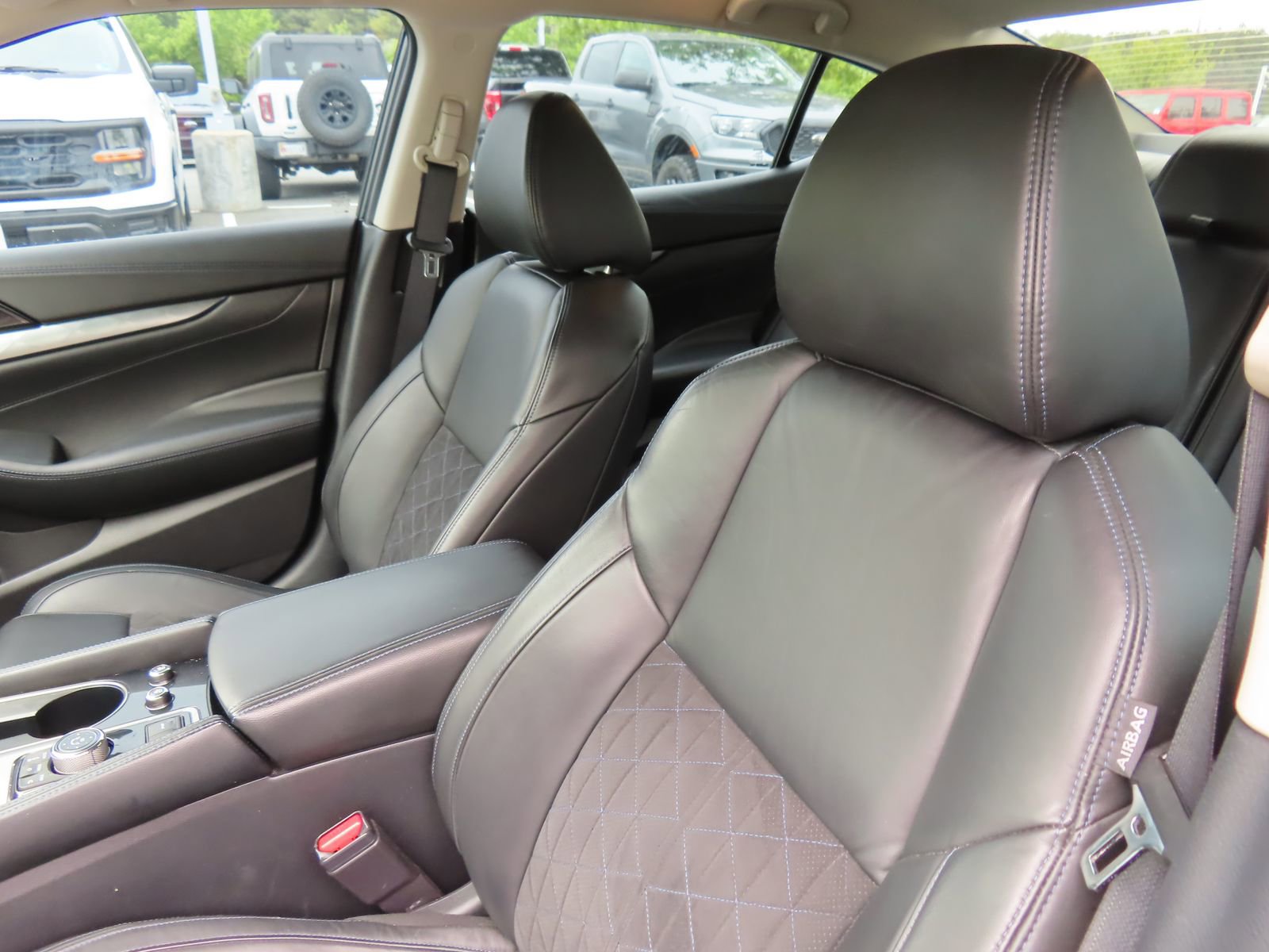 Used 2018 Nissan Maxima SR w/ Midnight Edition FWD image 27