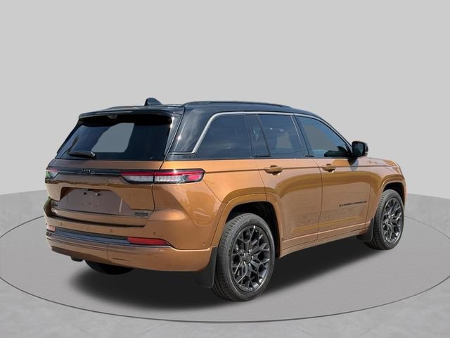 New 2026 Jeep Grand Cherokee Summit w/ Obsidian Package AWD/4WD image 3