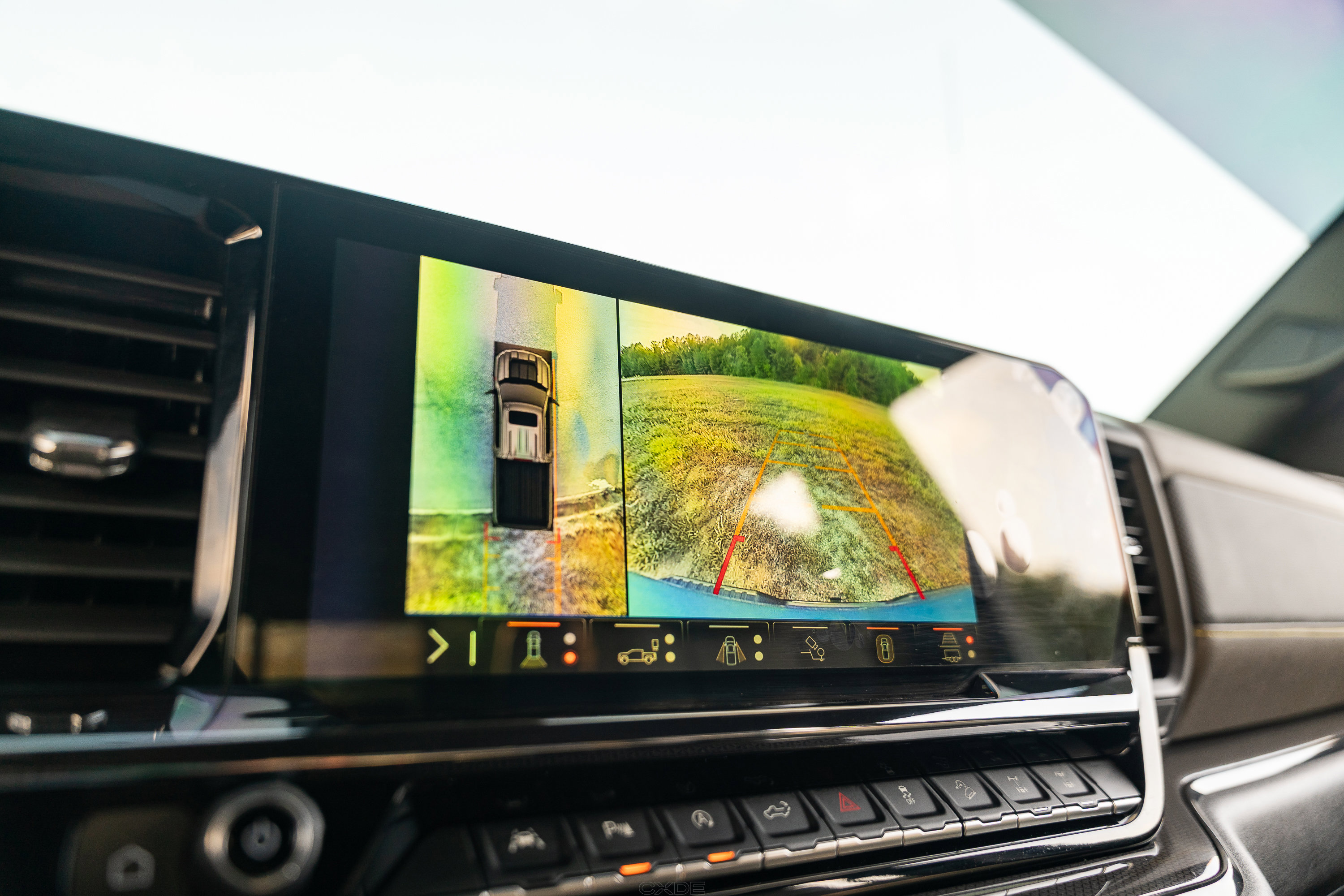 Used 2025 Chevrolet Silverado 1500 ZR2 AWD/4WD image 28