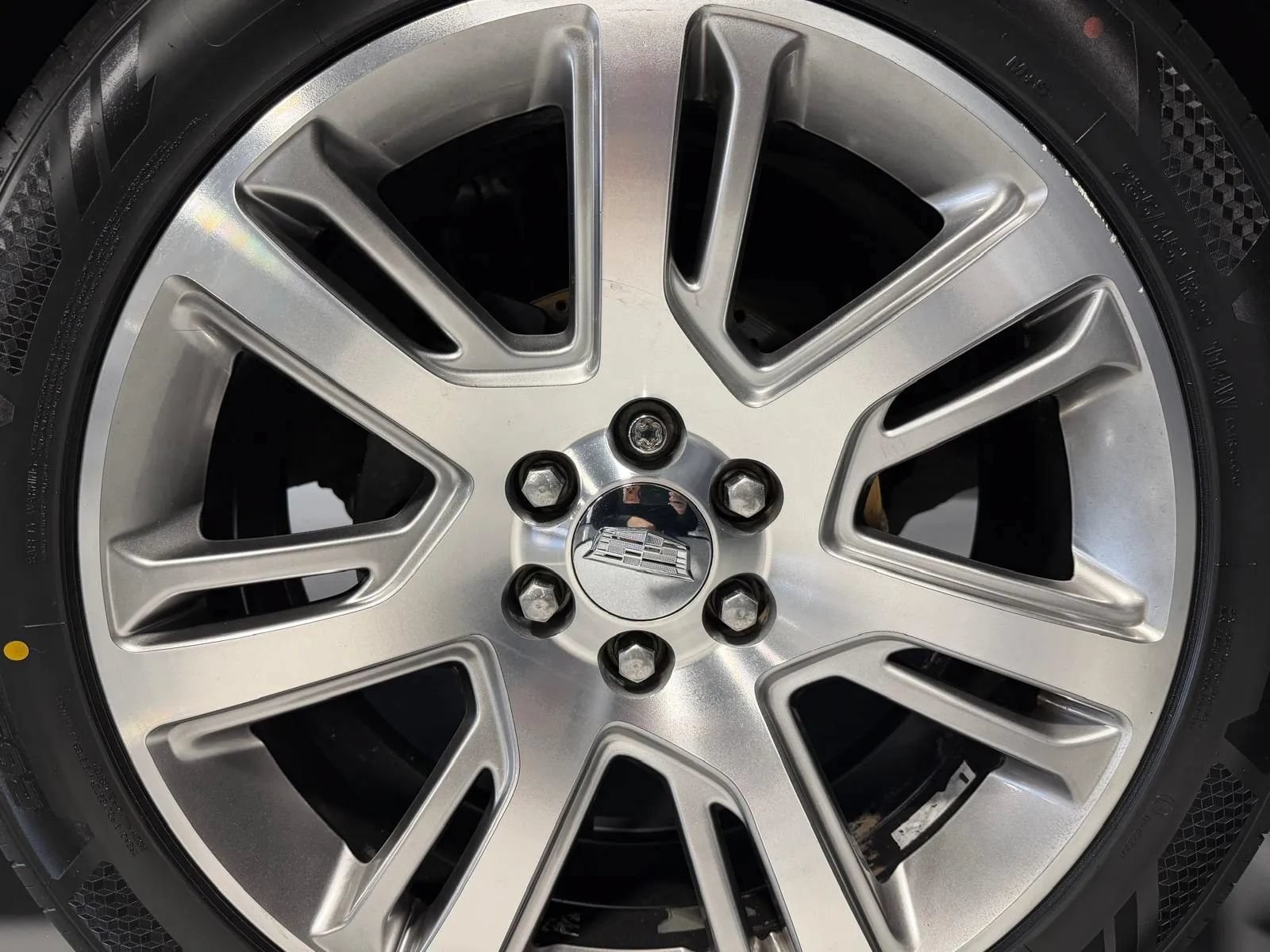 Used 2015 Cadillac Escalade Premium AWD/4WD image 10