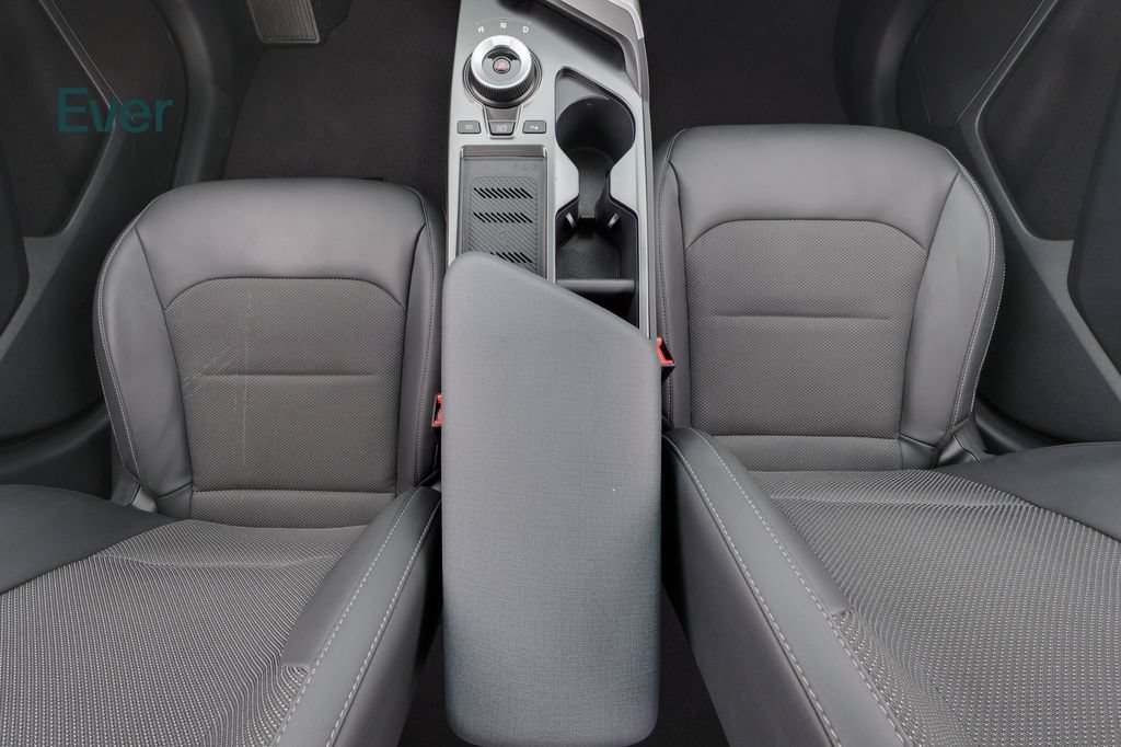Used 2024 Kia EV6 Light RWD image 25