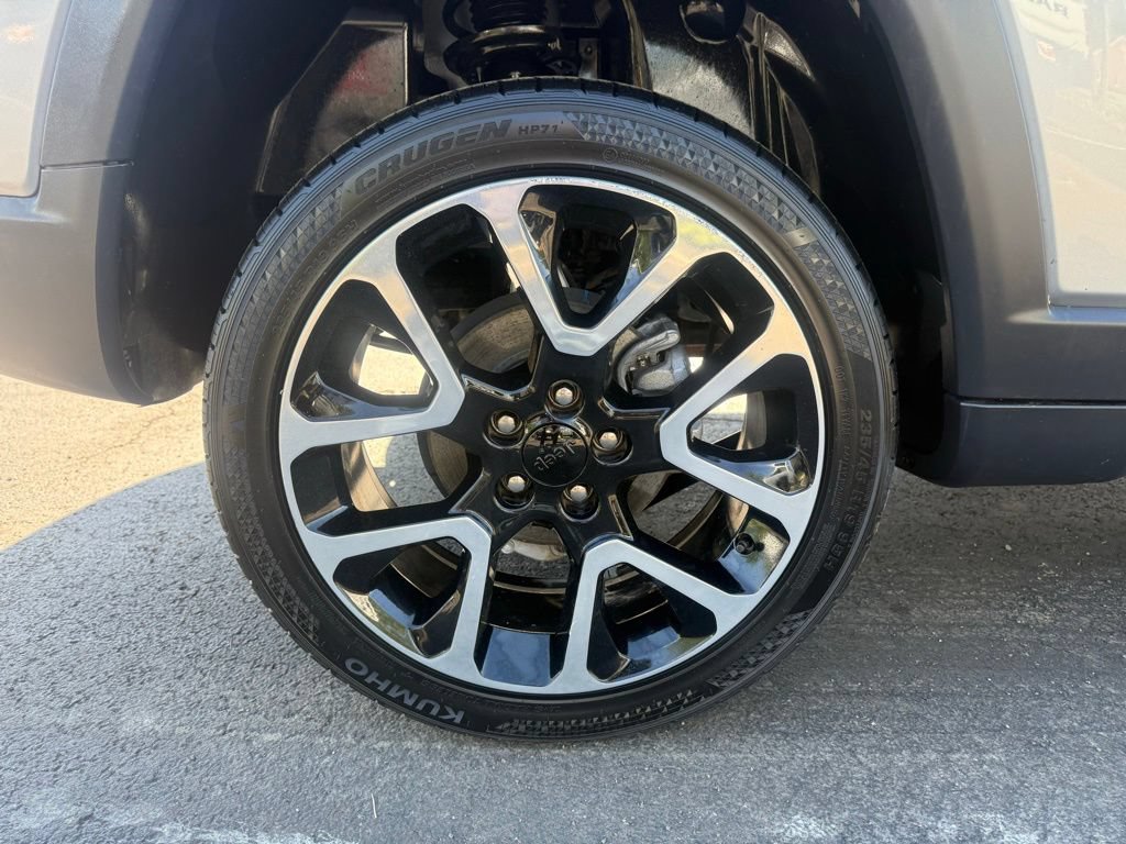 Certified 2018 Jeep Compass Limited w/ Navigation Group AWD/4WD image 41