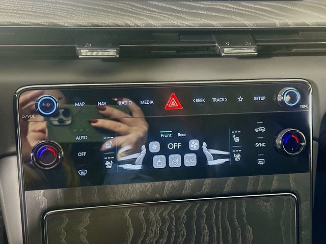 New 2026 Genesis GV80 3.5T Prestige image 14