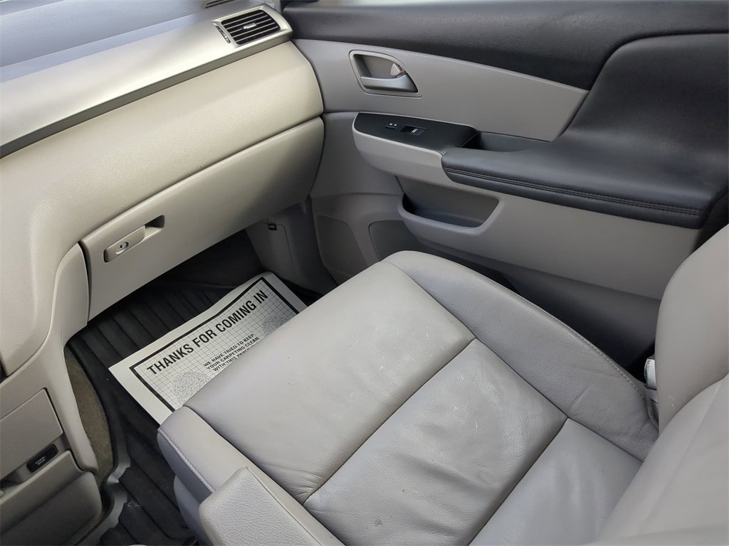Used 2013 Honda Odyssey Touring image 16