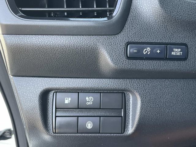 Used 2023 Nissan Leaf S image 19