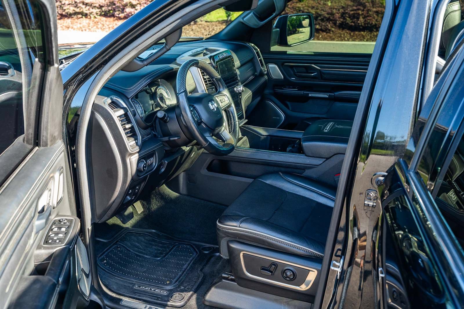 Used 2020 RAM 1500 Limited AWD/4WD image 26