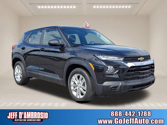 Used 2022 Chevrolet TrailBlazer LS FWD image 1