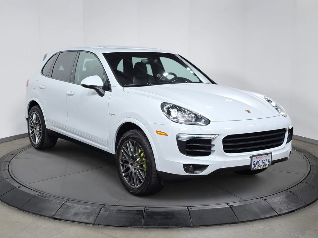Used 2017 Porsche Cayenne S Platinum AWD/4WD image 8