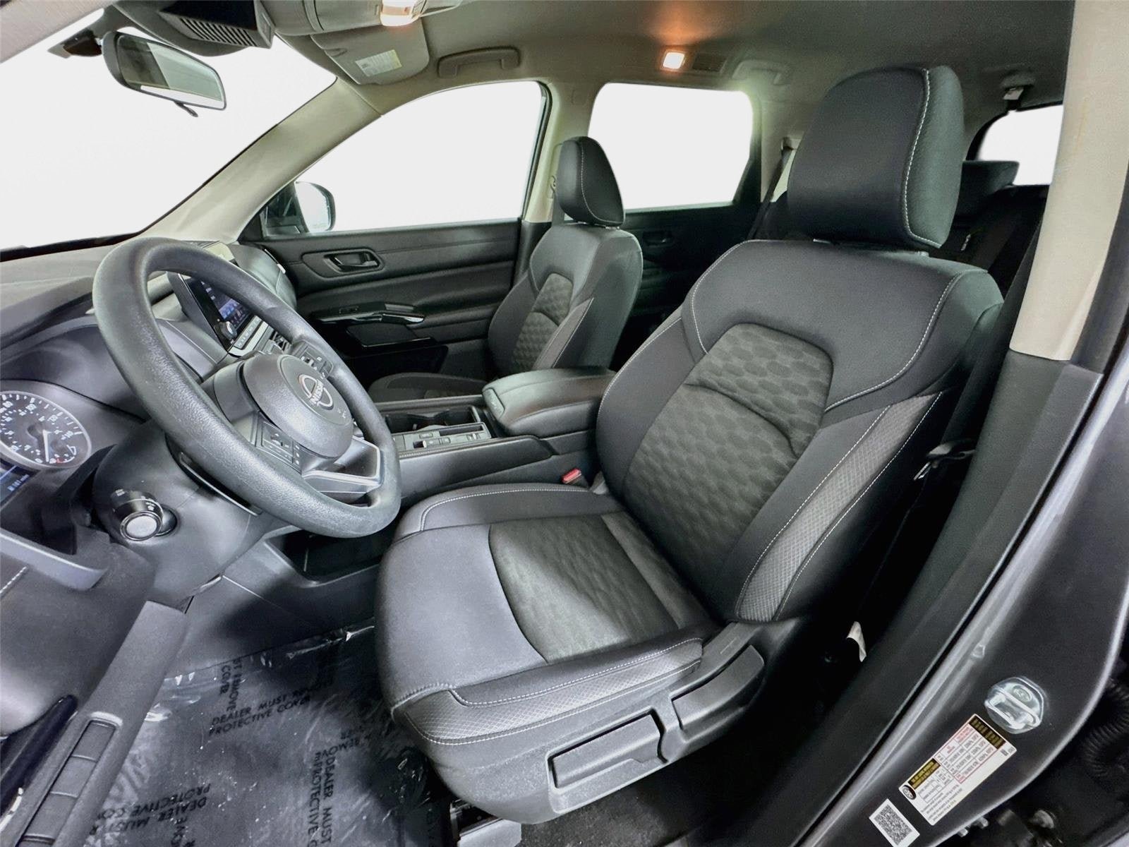 Certified 2024 Nissan Pathfinder S w/ Cargo Package FWD image 11