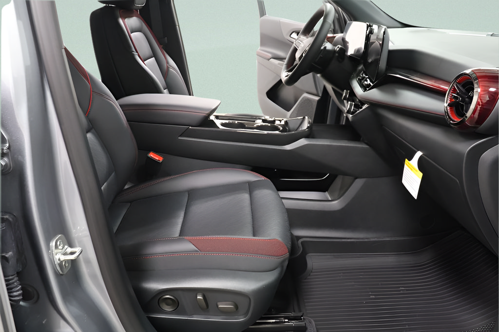 New 2027 Chevrolet Equinox RS w/ Safety and Technology Package FWD image 33