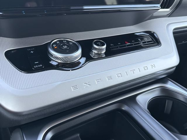 New 2027 Ford Expedition Active RWD image 31