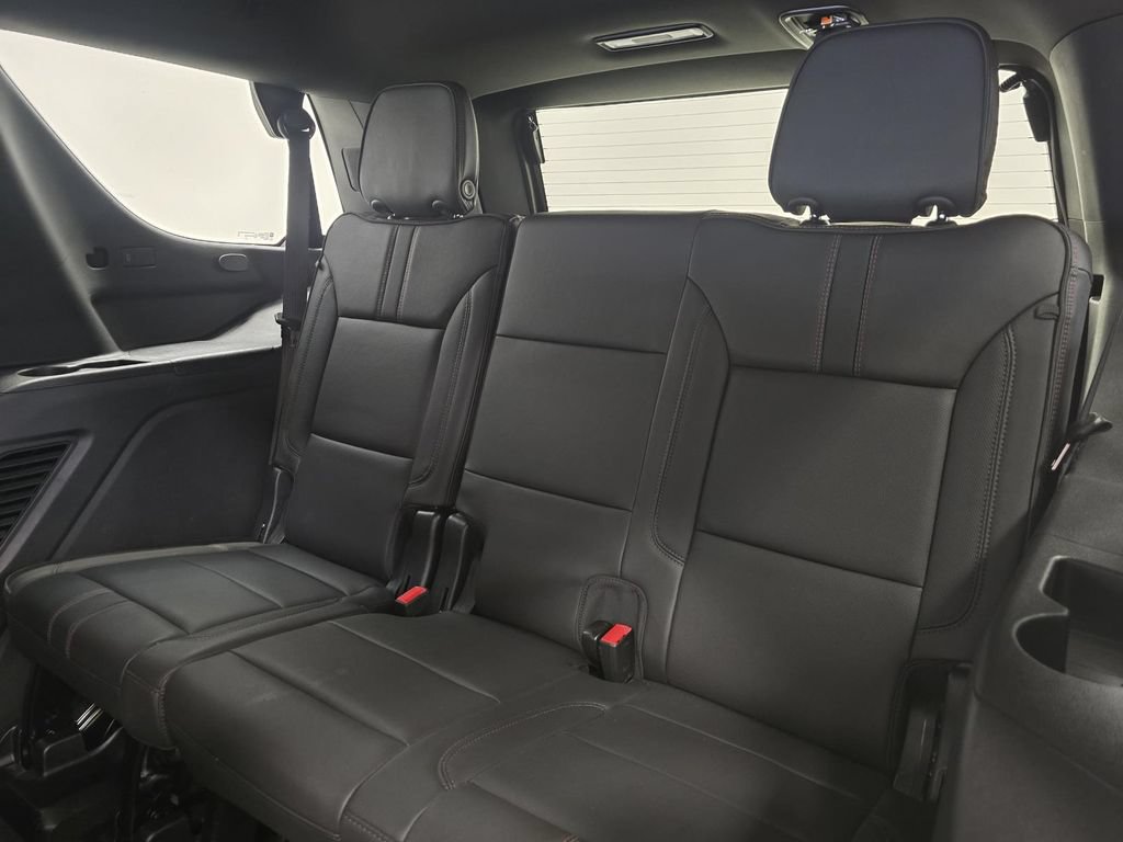 Used 2025 Chevrolet Tahoe RST w/ Comfort Package AWD/4WD image 16