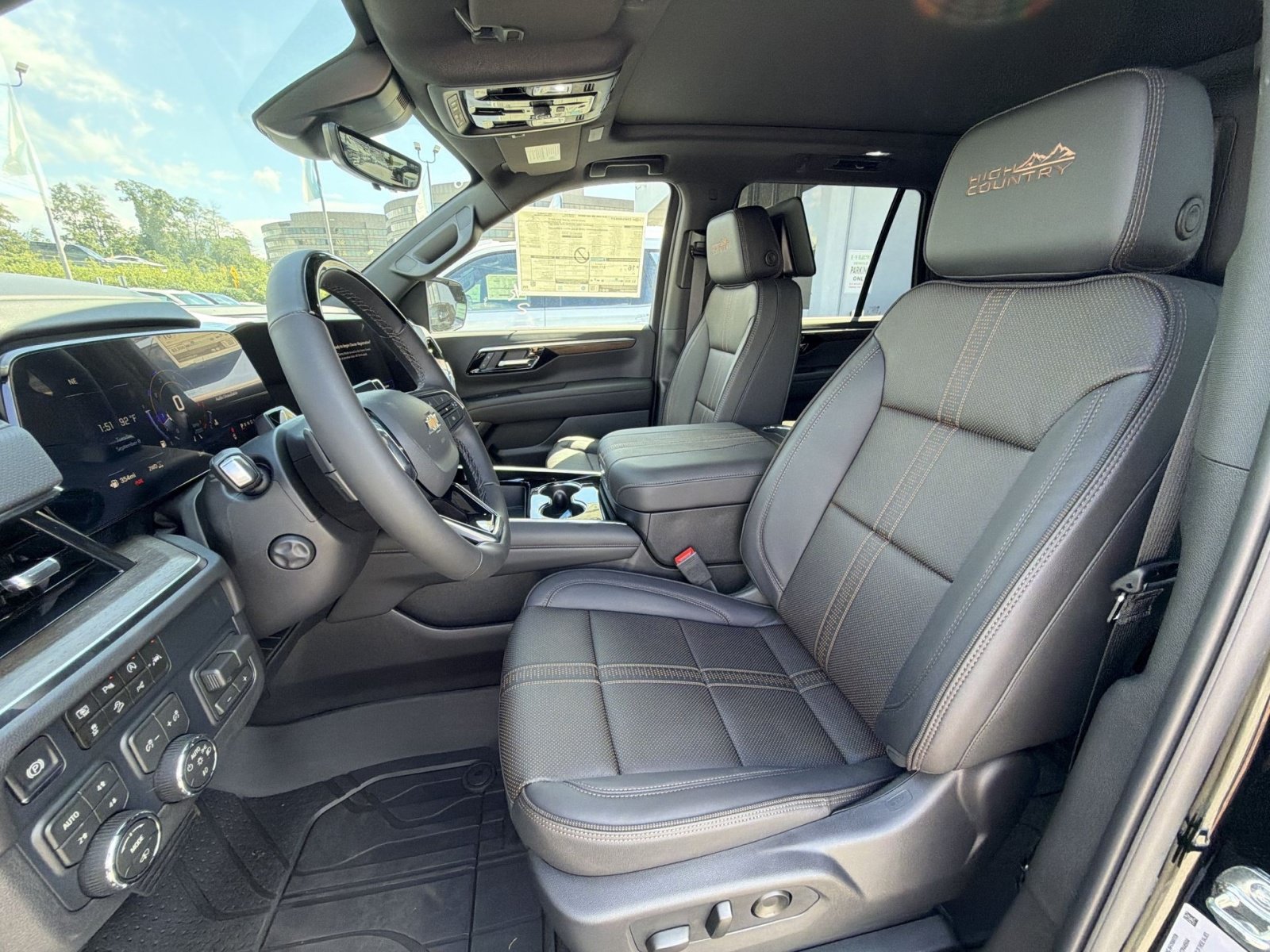 New 2026 Chevrolet Tahoe High Country AWD/4WD image 13