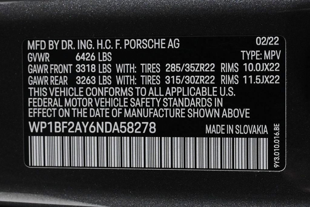 Used 2022 Porsche Cayenne Turbo image 30