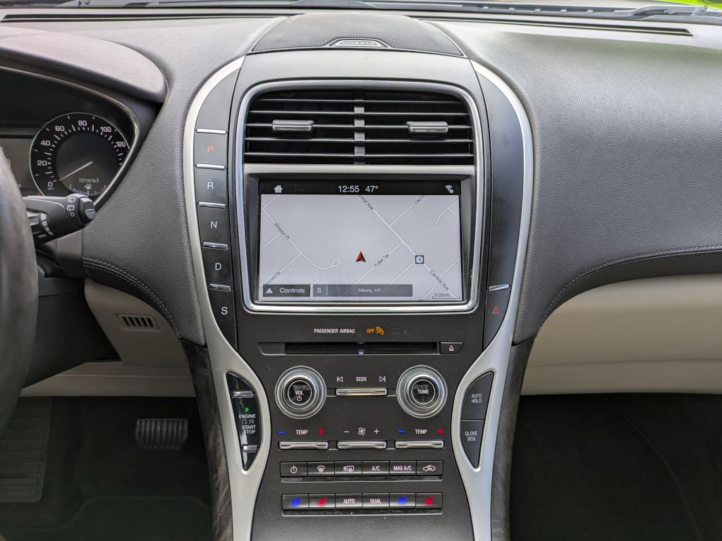 Used 2018 Lincoln MKX Reserve w/ Lincoln MKX Climate Package image 20