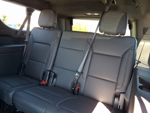 Used 2025 GMC Yukon XL Denali image 9