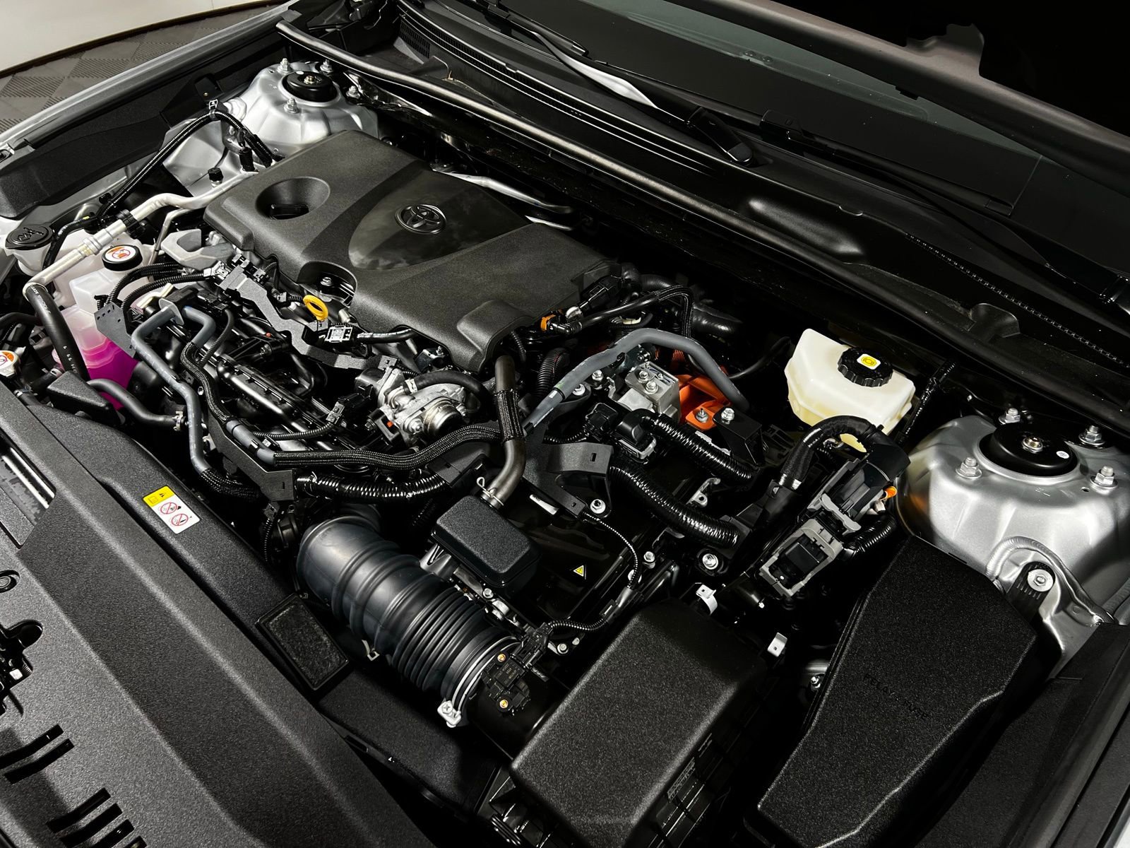 Certified 2025 Toyota Camry LE FWD image 11