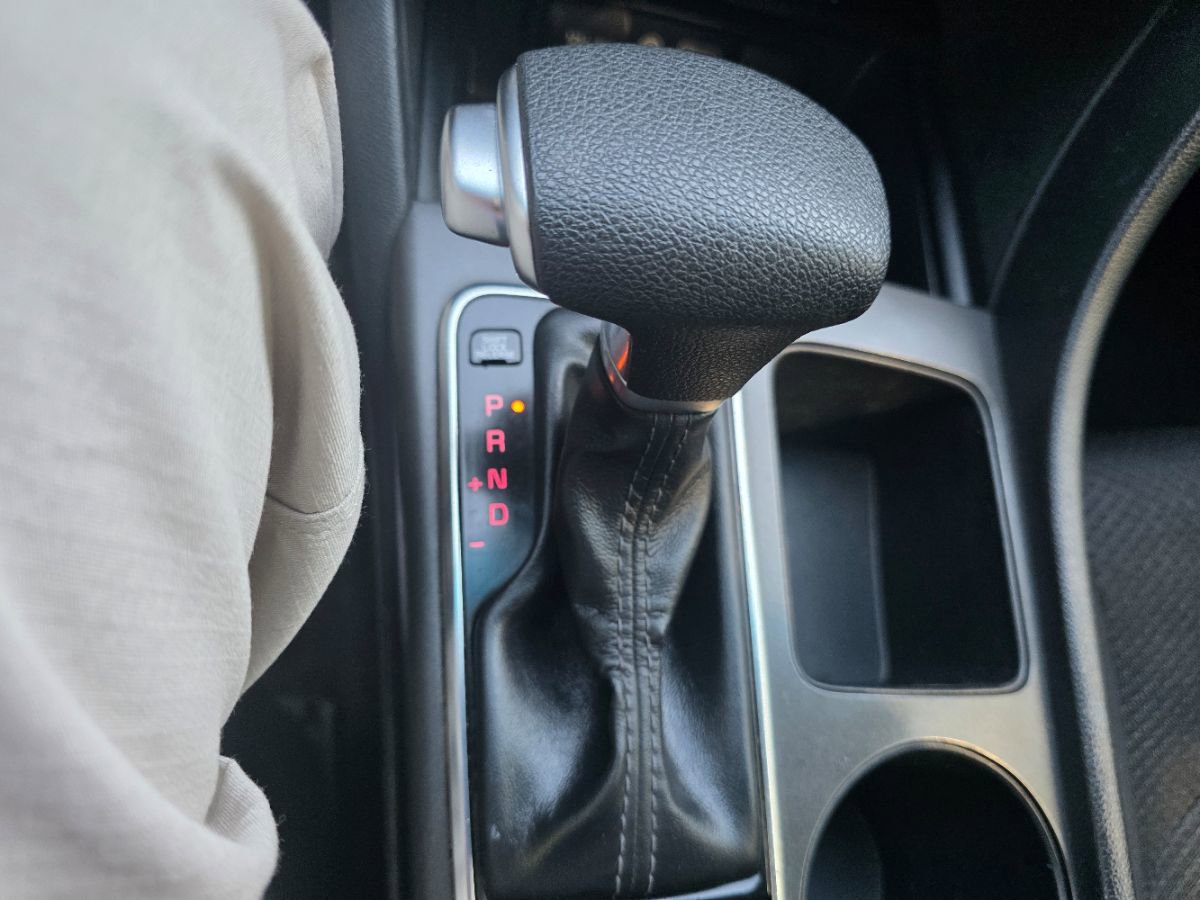 Used 2018 Kia Optima LX FWD image 17