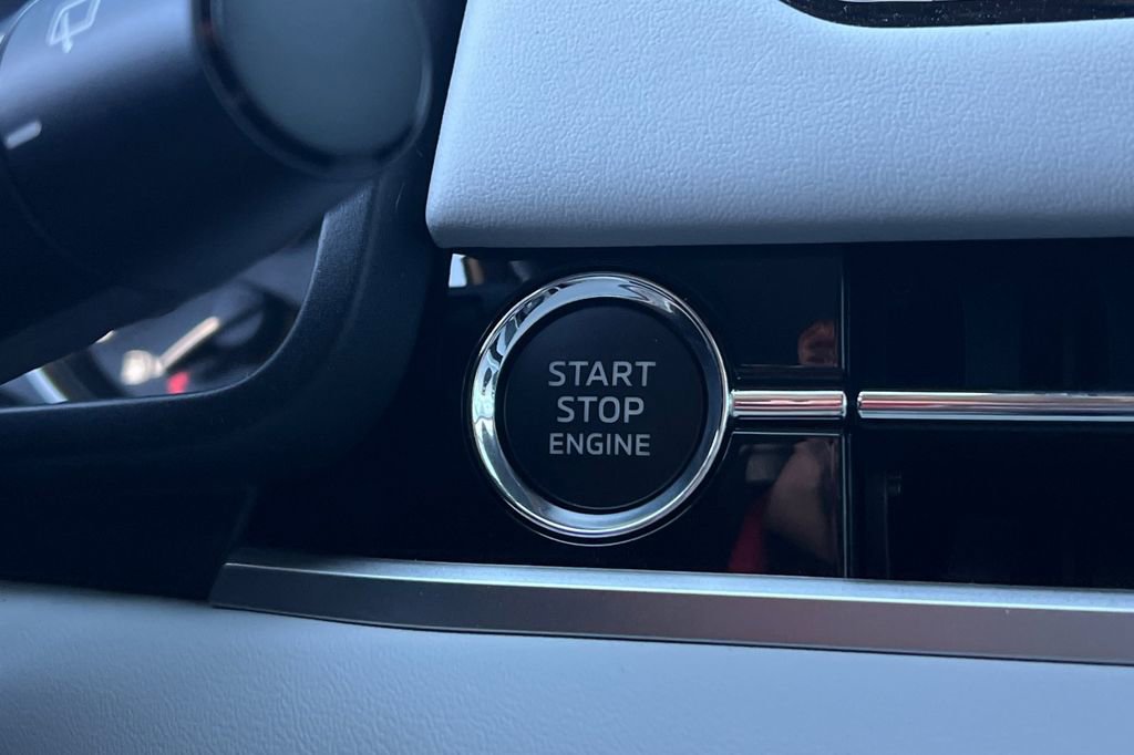 New 2026 Mitsubishi Outlander SE FWD image 23