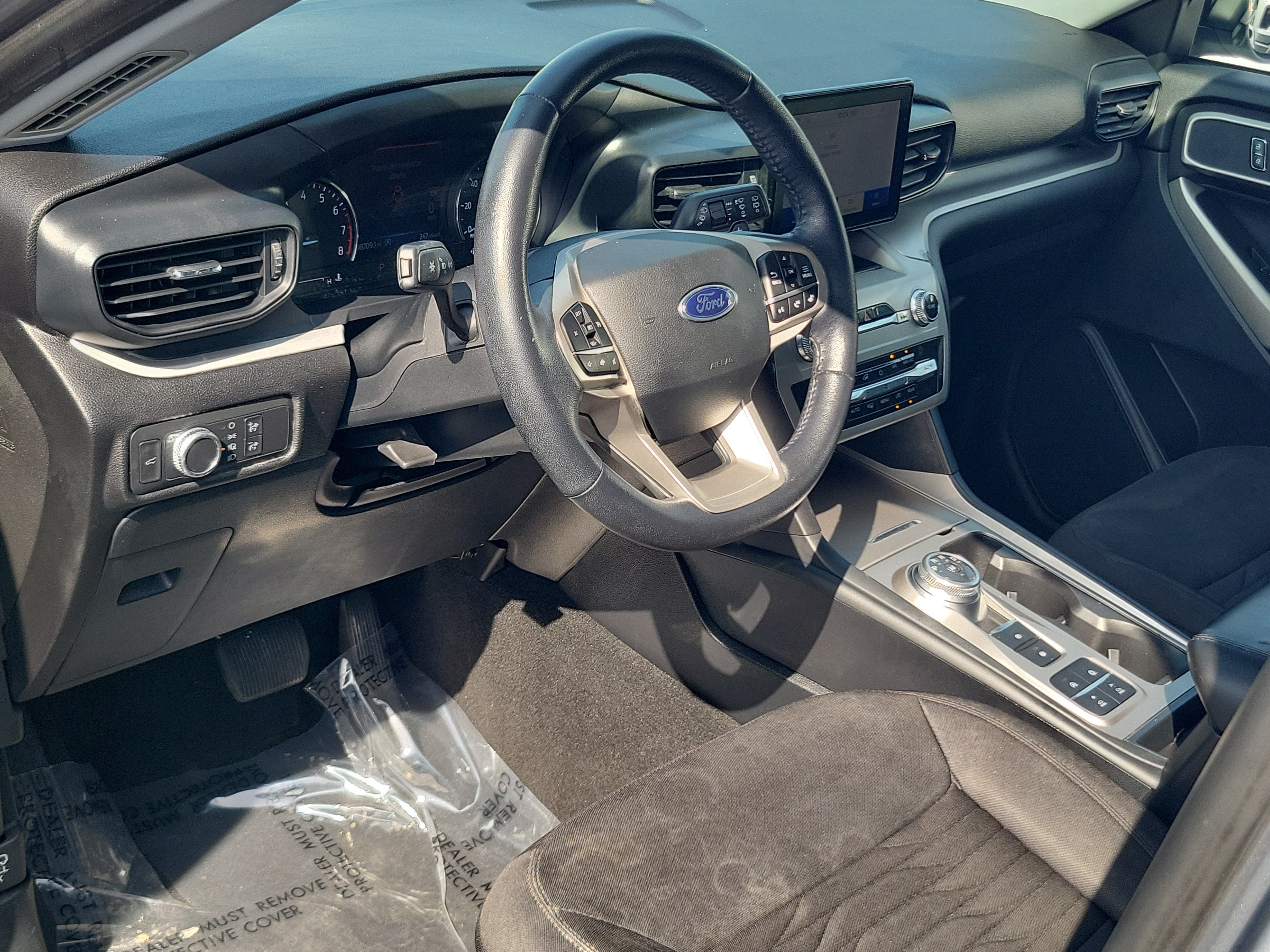 Used 2020 Ford Explorer XLT RWD image 6