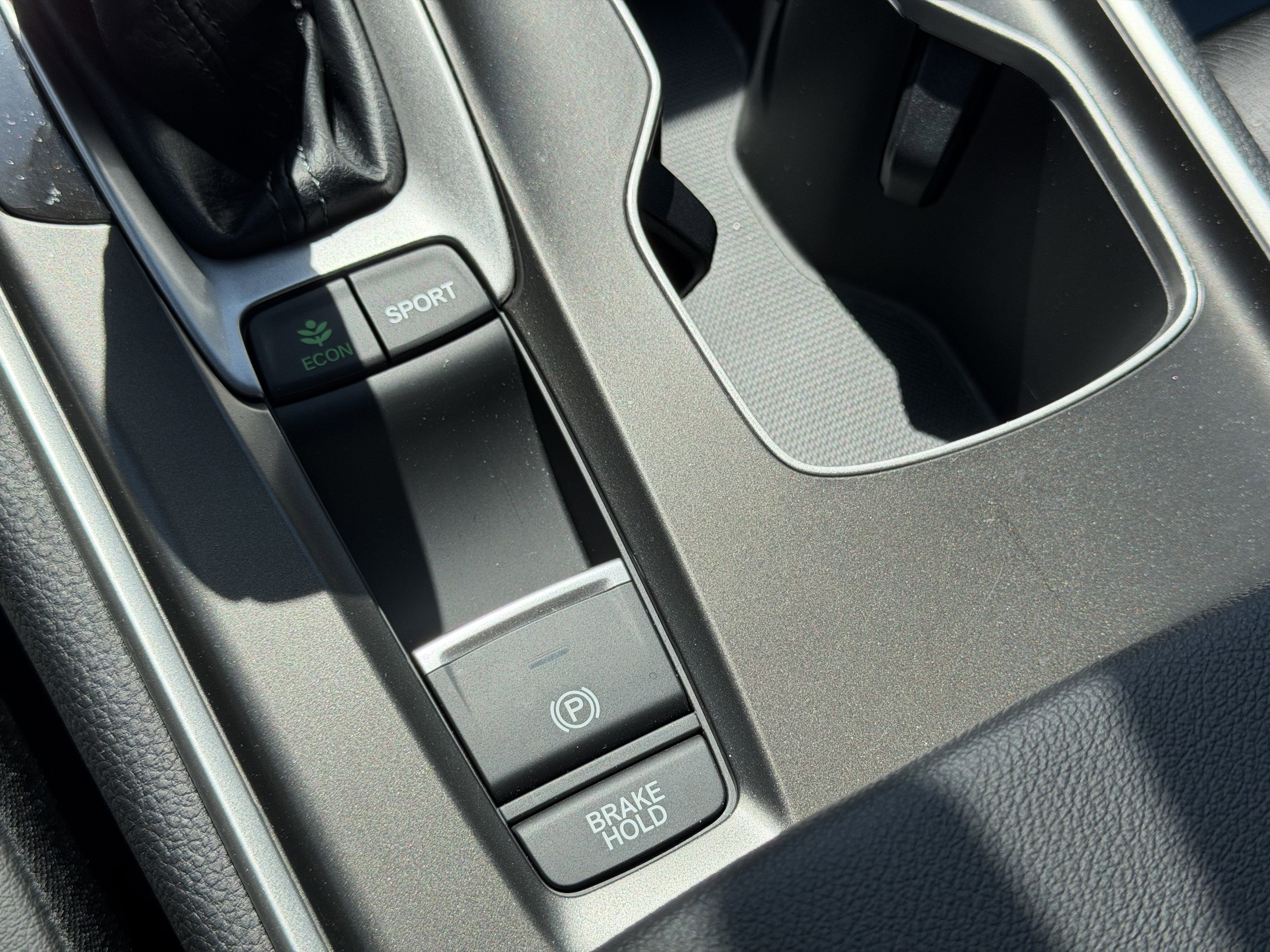 Used 2020 Honda Accord Sport image 24