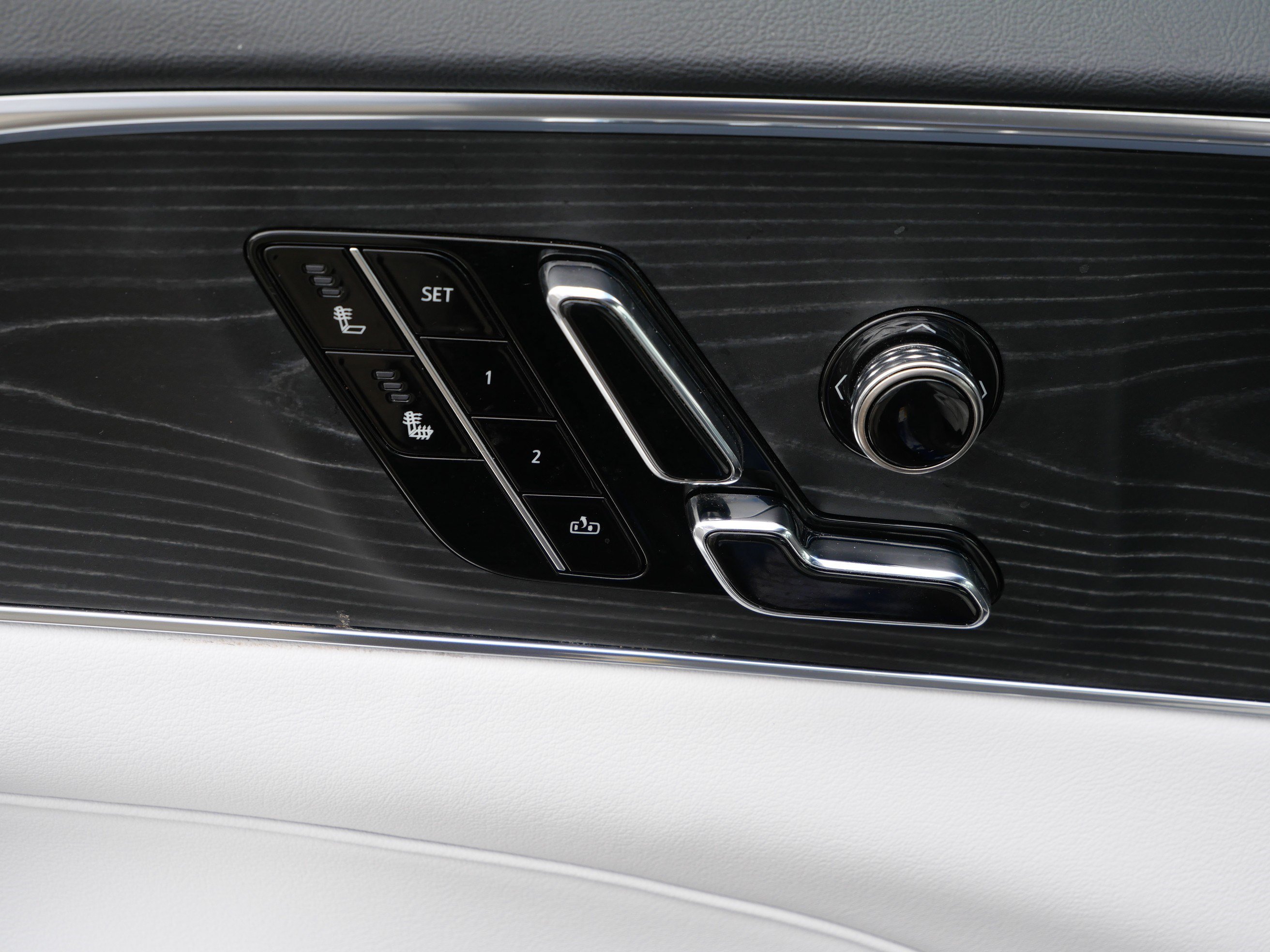 Certified 2024 Cadillac Lyriq Sport AWD/4WD image 20