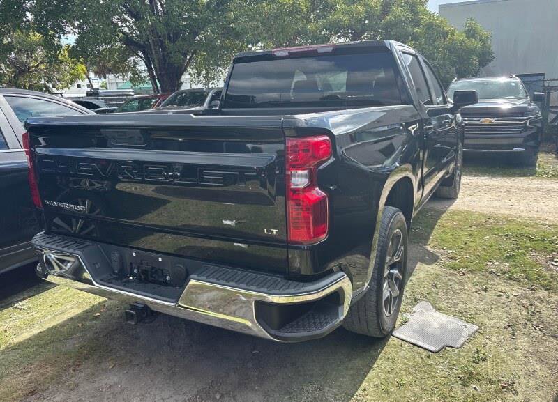 Used 2022 Chevrolet Silverado 1500 LT image 3