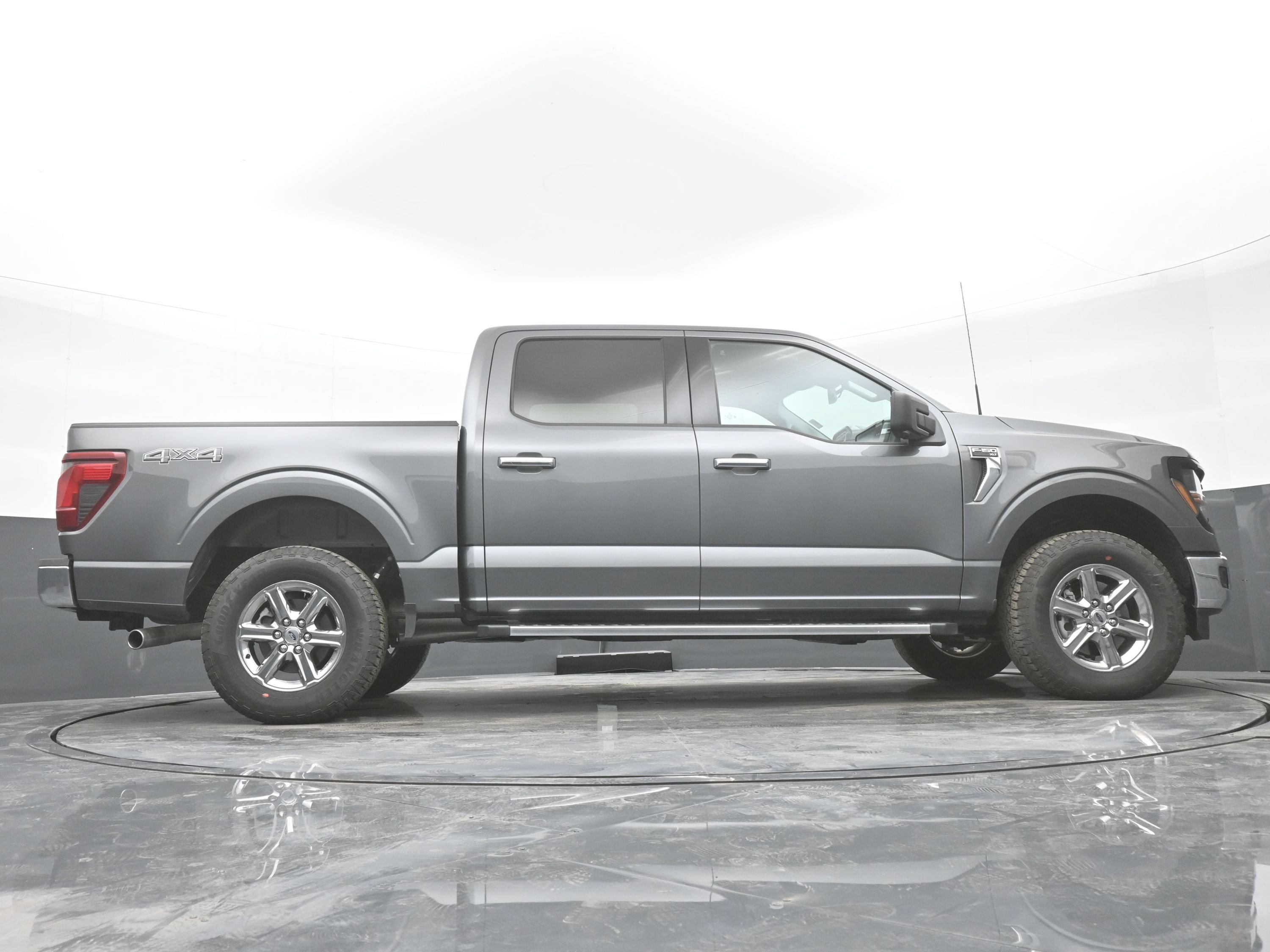 Used 2024 Ford F150 XLT AWD/4WD image 40