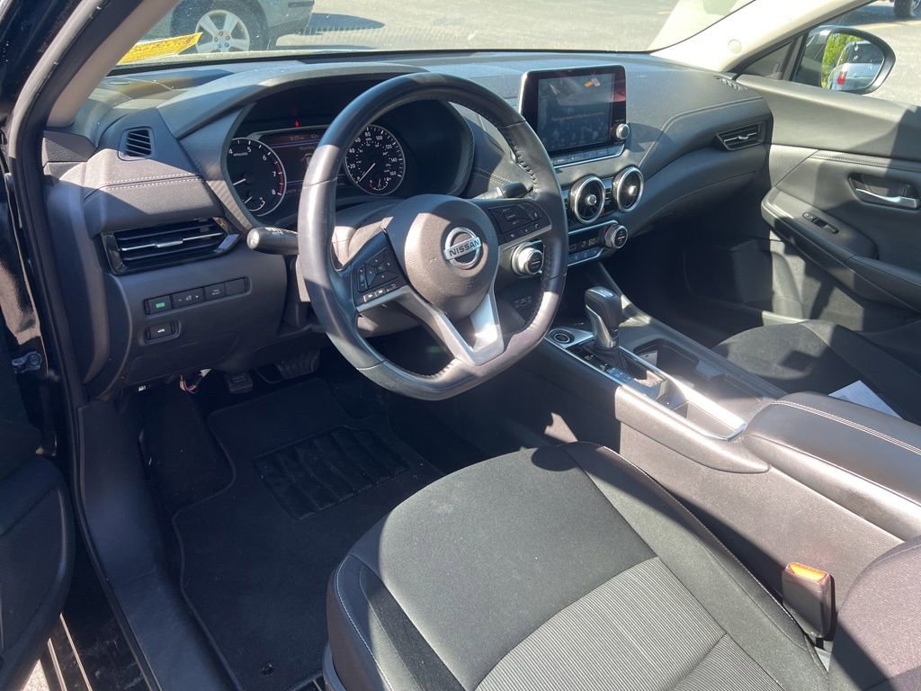 Used 2020 Nissan Sentra SV FWD image 5