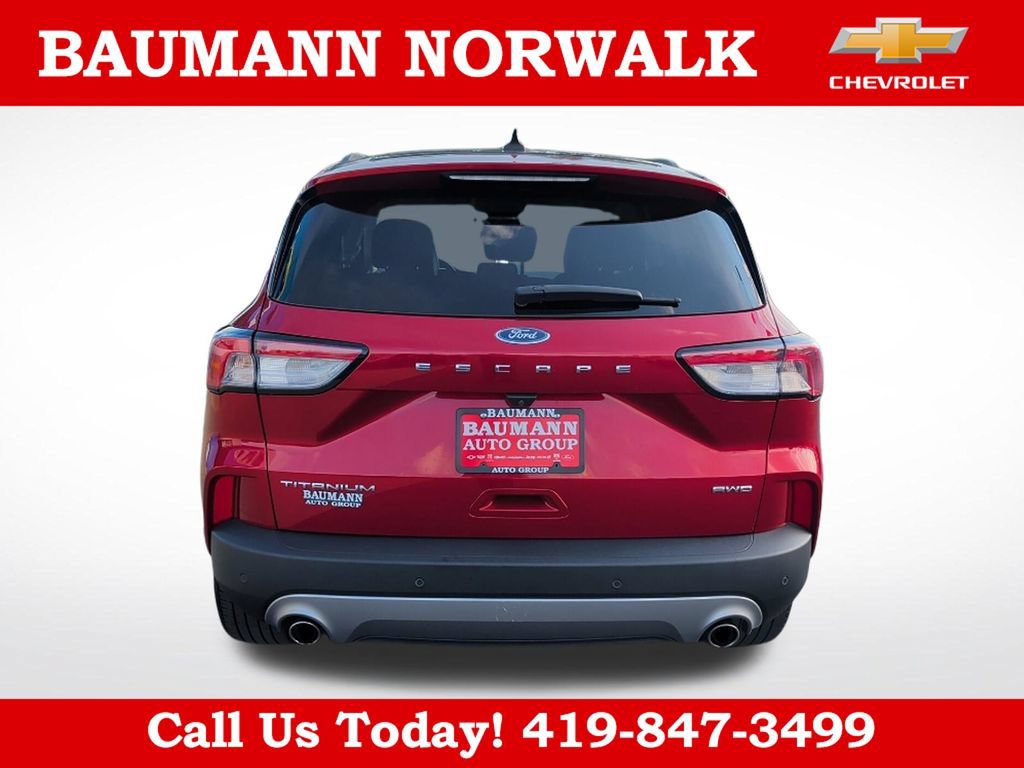 Used 2021 Ford Escape Titanium w/ Titanium Elite Package AWD/4WD image 6