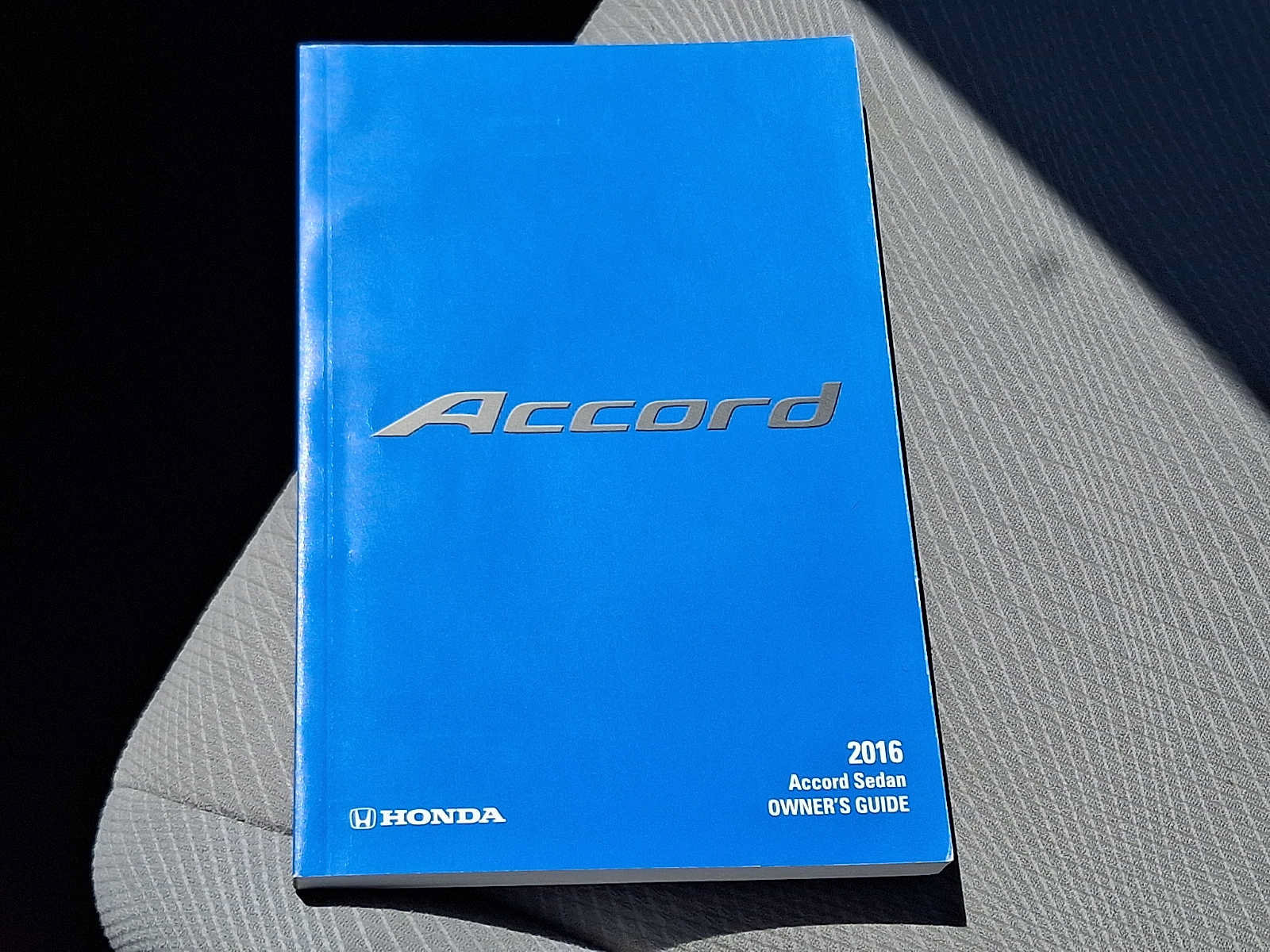 Used 2016 Honda Accord EX image 26