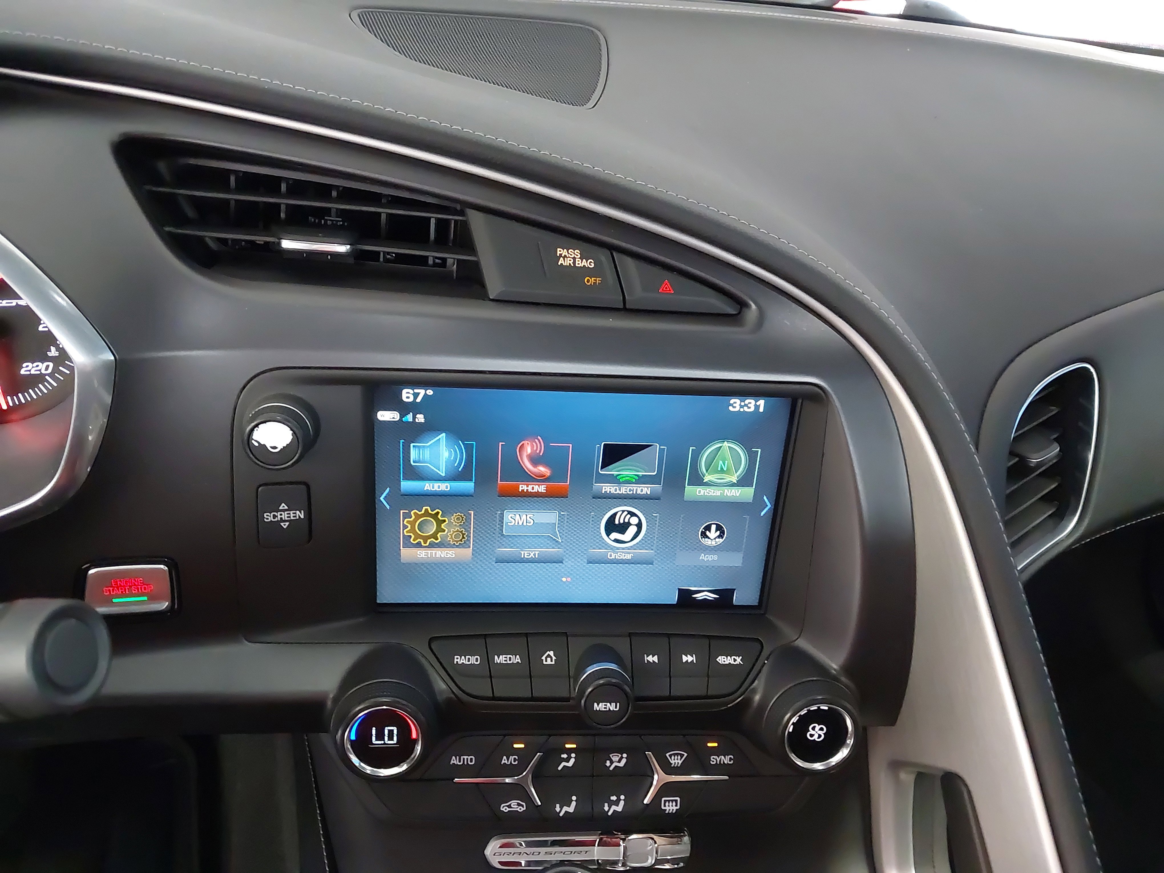 Used 2019 Chevrolet Corvette Grand Sport w/ Carbon Flash Badge Package image 20